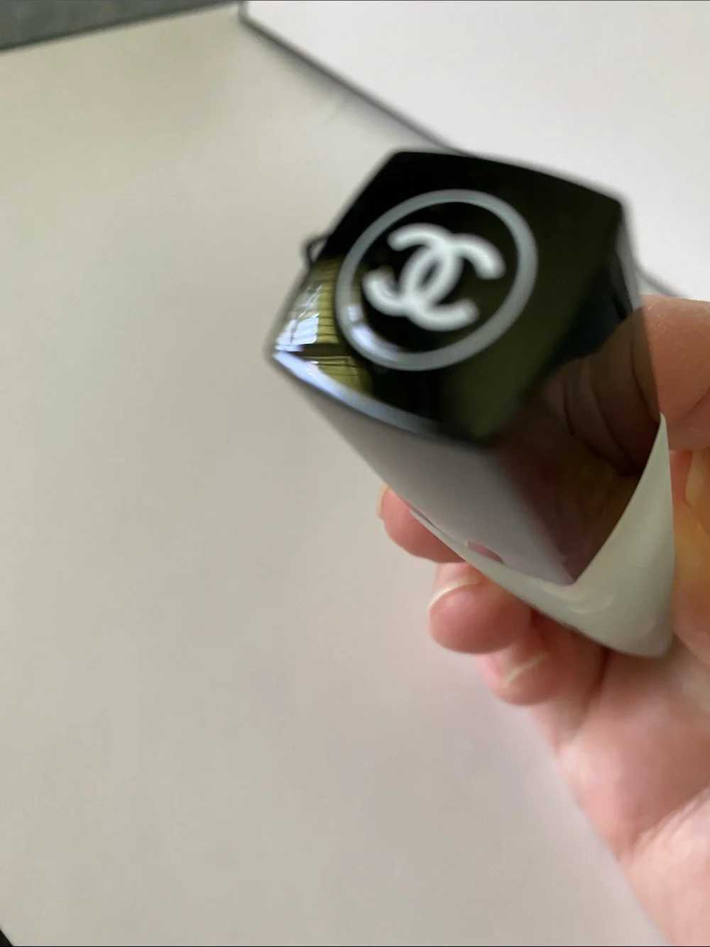 Chanel Hydra Beauty Micro Lip Serum